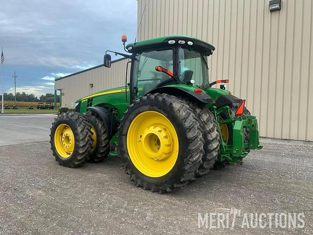 Image of John Deere 8335R equipment image 2