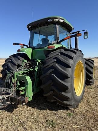 Image of John Deere 8335R equipment image 3