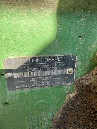 Image of John Deere 8335R equipment image 1