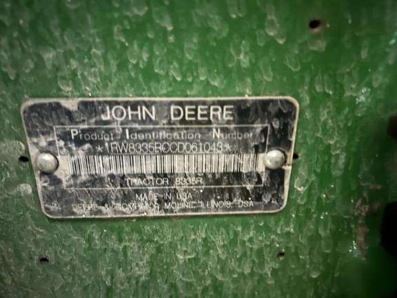 Image of John Deere 8335R equipment image 4