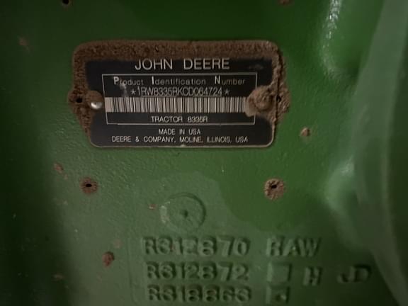 Image of John Deere 8335R equipment image 4