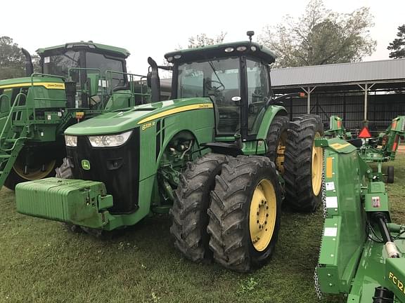 Image of John Deere 8335R equipment image 1