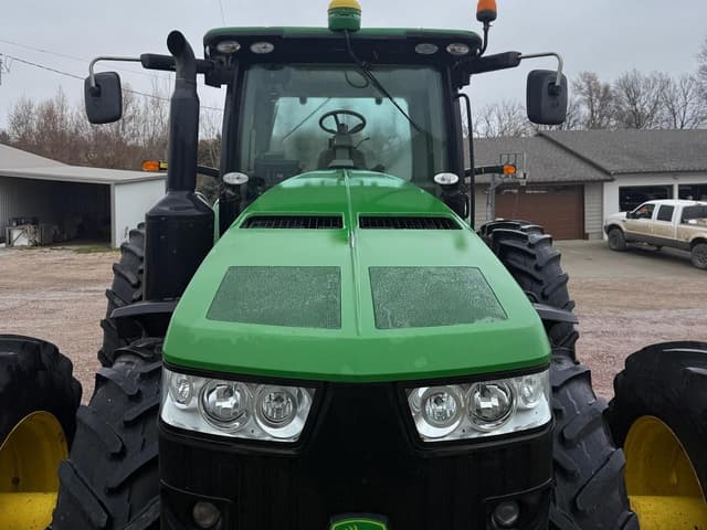 Image of John Deere 8335R equipment image 2