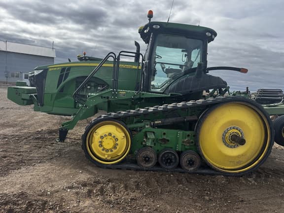 Image of John Deere 8335RT equipment image 2
