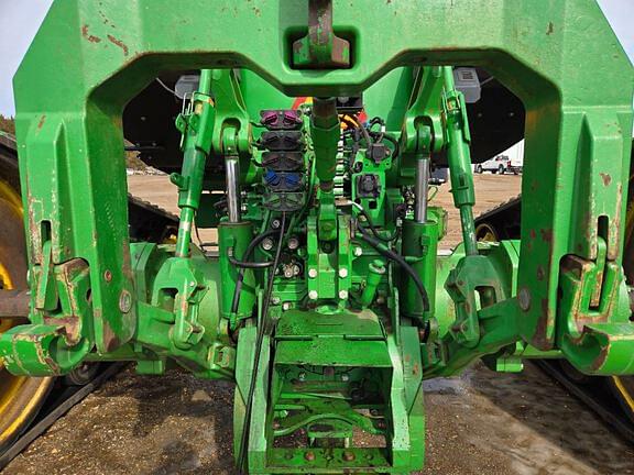 Image of John Deere 8335RT equipment image 4