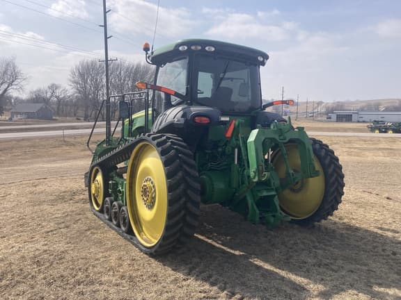 Image of John Deere 8335RT equipment image 4