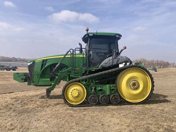 Image of John Deere 8335RT equipment image 3