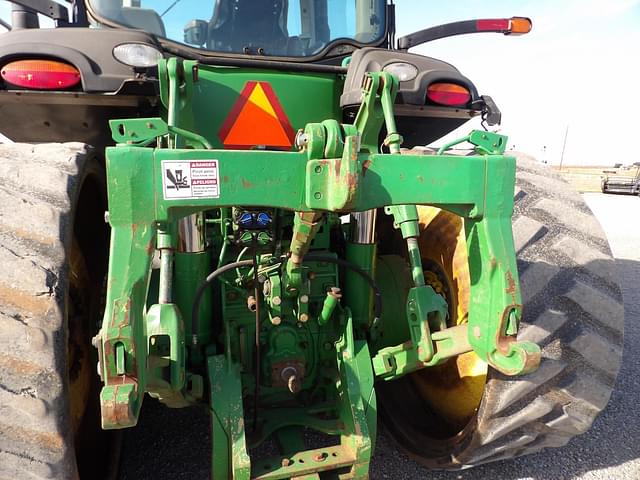 Image of John Deere 8335RT equipment image 2