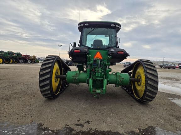 Image of John Deere 8335RT equipment image 3