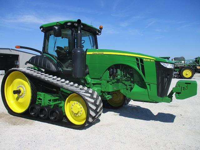 Image of John Deere 8335RT equipment image 1