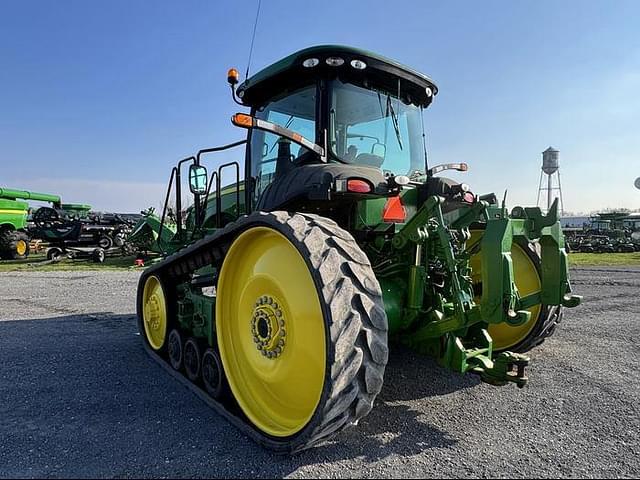 Image of John Deere 8335RT equipment image 2