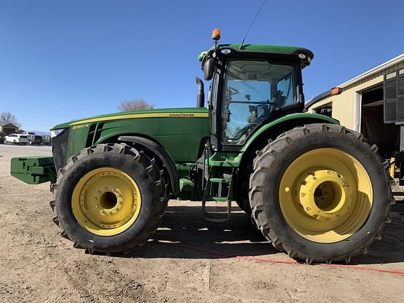 Image of John Deere 8360R equipment image 4