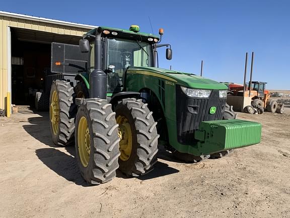 Image of John Deere 8360R equipment image 1