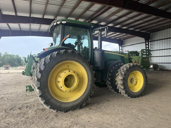 Image of John Deere 8360R equipment image 3