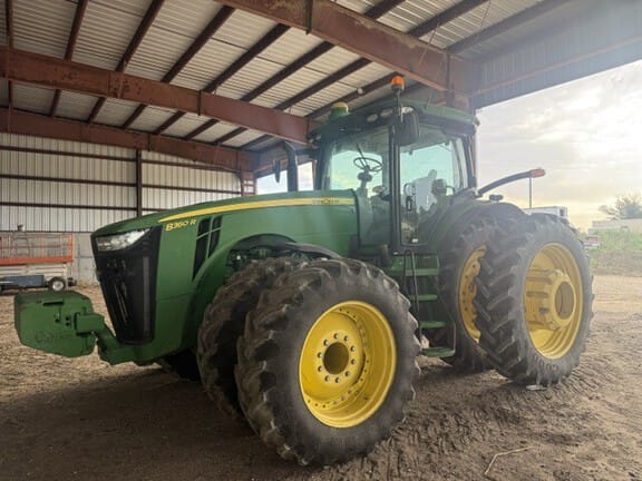 2012 John Deere 8360R Equipment Image0