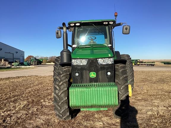 Image of John Deere 8360R equipment image 3