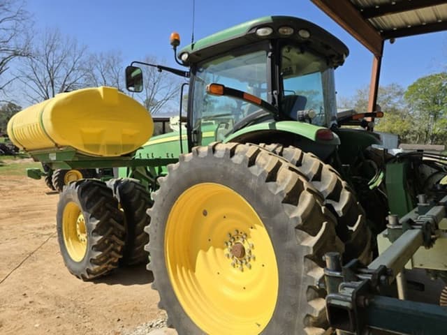 Image of John Deere 8360R equipment image 4