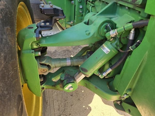 Image of John Deere 8360R equipment image 1