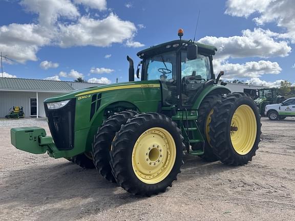 Image of John Deere 8360R equipment image 2