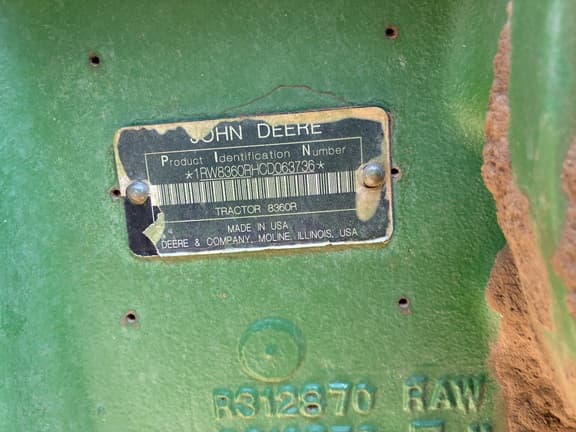 Image of John Deere 8360R equipment image 4