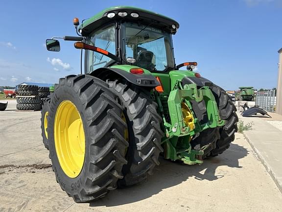 Image of John Deere 8360R equipment image 3