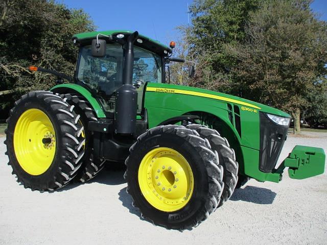 Image of John Deere 8360R equipment image 1