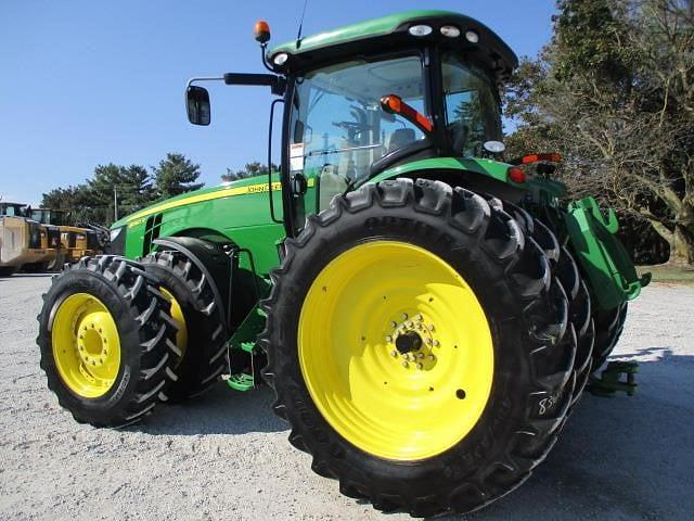 Image of John Deere 8360R equipment image 4