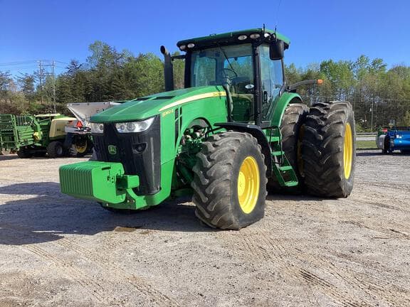 Image of John Deere 8360R equipment image 1