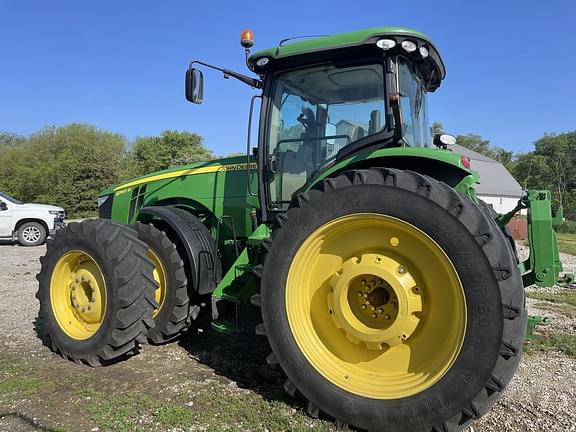 Image of John Deere 8360R equipment image 3