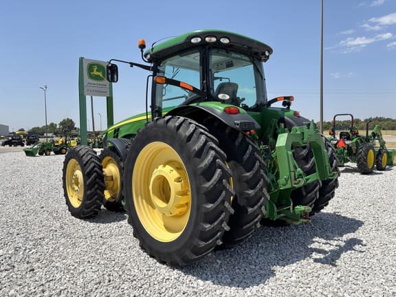 Image of John Deere 8360R equipment image 2