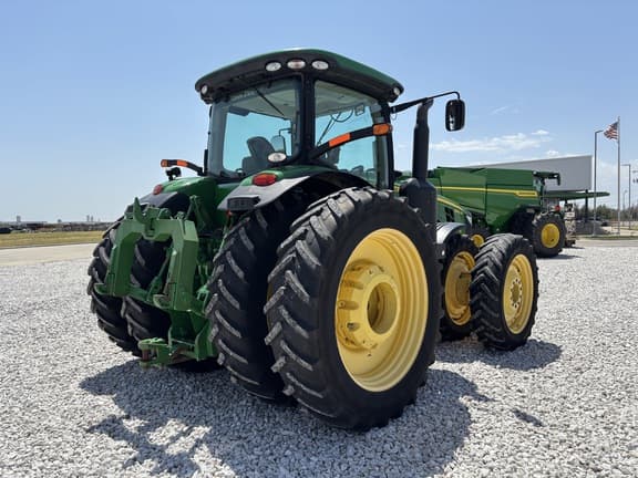 Image of John Deere 8360R equipment image 4