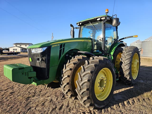 Image of John Deere 8360R equipment image 1