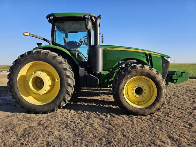 Image of John Deere 8360R equipment image 3