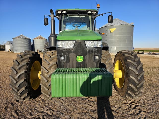 Image of John Deere 8360R equipment image 2
