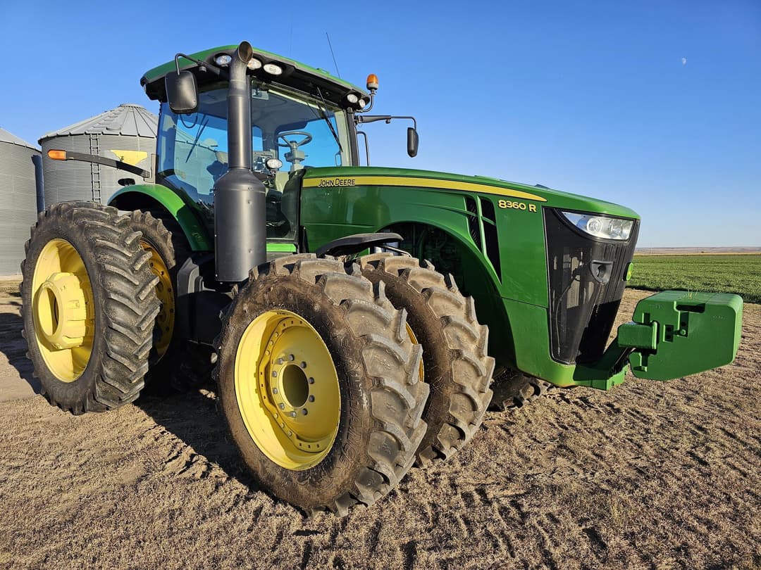 Image of John Deere 8360R Primary image