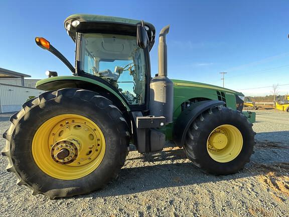Image of John Deere 8360R equipment image 4