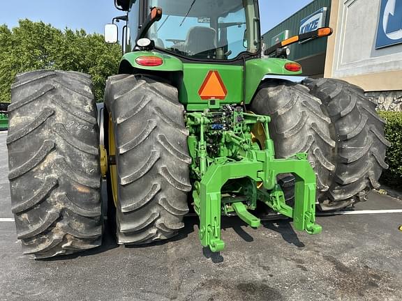 Image of John Deere 8360R equipment image 2