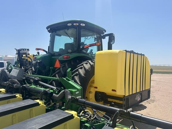 Image of John Deere 8360R equipment image 3