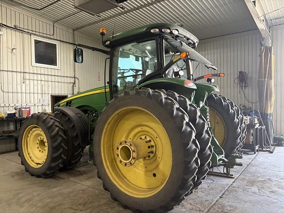 Image of John Deere 8360R equipment image 1