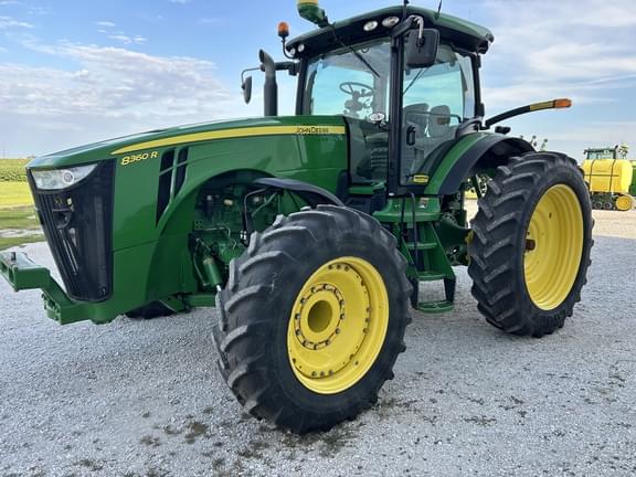 Image of John Deere 8360R equipment image 1