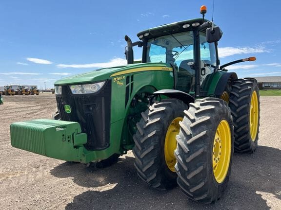 2012 John Deere 8360R Equipment Image0