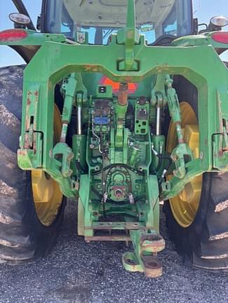 Image of John Deere 8360R equipment image 4