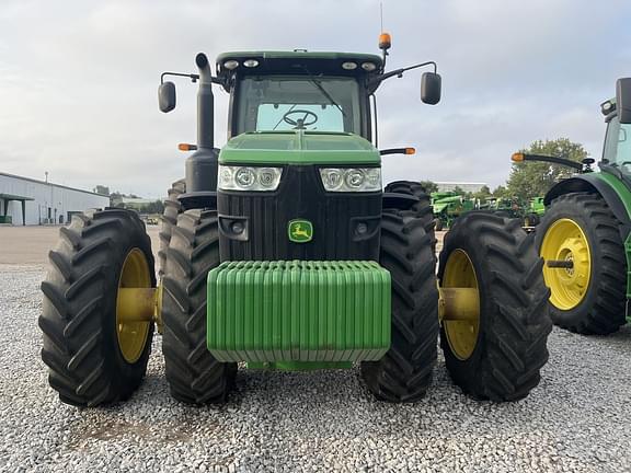 Image of John Deere 8360R equipment image 1