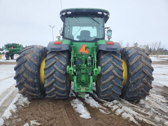 Image of John Deere 8360R equipment image 3