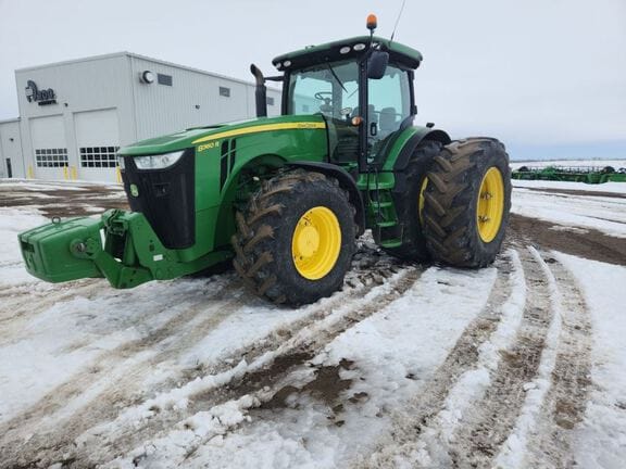 2012 John Deere 8360R Equipment Image0