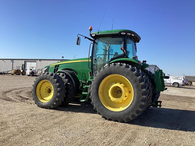 Image of John Deere 8360R equipment image 2