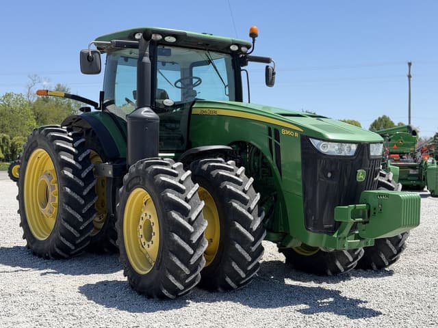 Image of John Deere 8360R equipment image 1