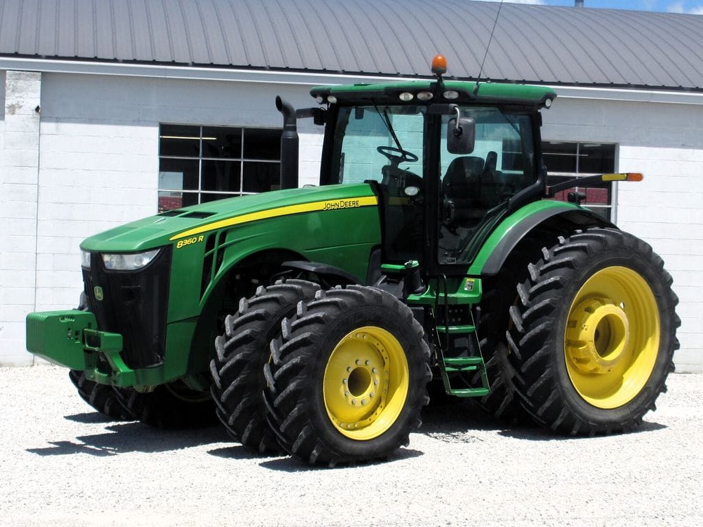 2012 John Deere 8360R Equipment Image0