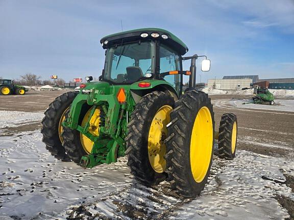 Image of John Deere 8360R equipment image 2