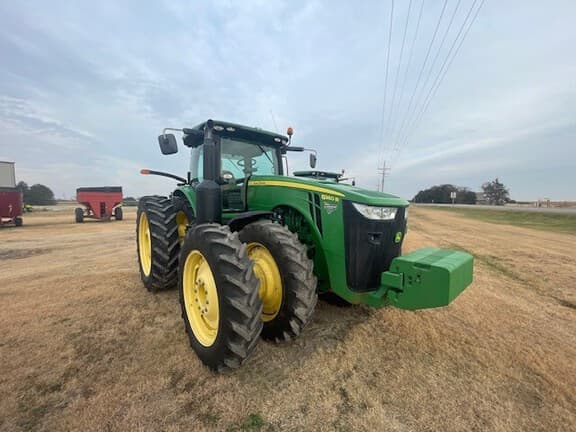 Image of John Deere 8360R equipment image 3
